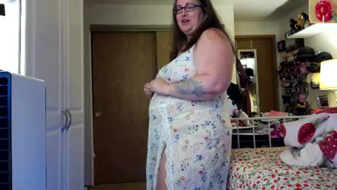 Strawberry Jane online show from 06.09.26