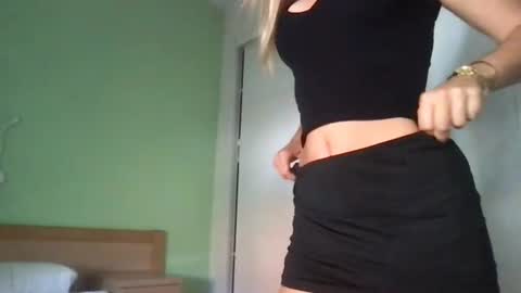 Sweet Luna online show from 07.30.26