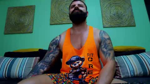 Snapshot of xxtreamleonard chatting on 05.25.26 Xtream Leonard online show from 05.25.26