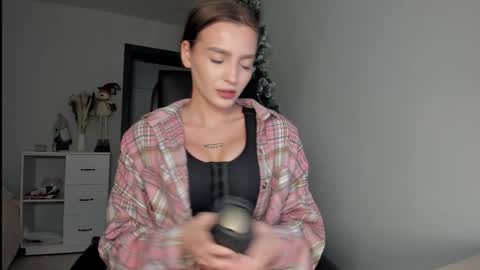 xxx_leila online show from 01.27.25