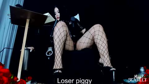 Snapshot of xxx_madamme chatting on 10.30.25 Mistress Scarlet Igmiss scarlet978 online show from 10.30.25