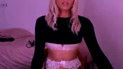 Chiara online show from 04.25.26