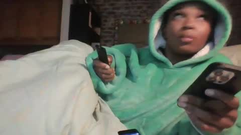 Danielle online show from 03.12.25