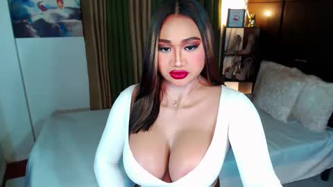 Snapshot of xxxgiganticoliviacummerxxx chatting on 01.13.25 OLIVIA online show from 01.13.25