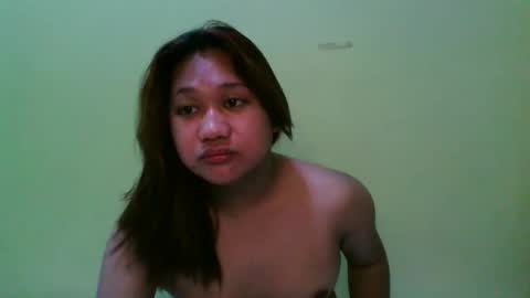 Snapshot of xxxgiganticoliviacummerxxx chatting on 10.28.25 OLIVIA online show from 10.28.25