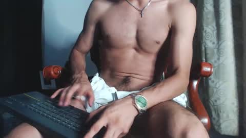 Snapshot of xxxhome_alonexxx chatting on 01.09.25 Kev online show from 01.09.25