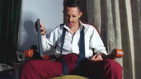 Snapshot of xxxhome_alonexxx chatting on 02.02.25 Kev online show from 02.02.25