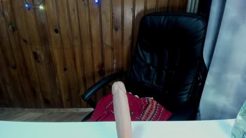 Lana online show from 02.04.25