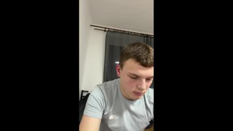 Snapshot of xxxten_ chatting on 01.16.26 Leo online show from 01.16.26