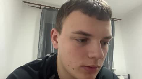 Snapshot of xxxten_ chatting on 01.18.26 Leo online show from 01.18.26