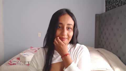 Snapshot of xxxvenus888 chatting on 09.26.25 Lunhaa   online show from 09.26.25