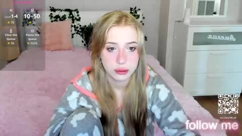 Lina online show from 10.04.25