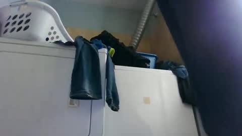 Snapshot of y98879 chatting on 05.29.26 y98879 online show from 05.29.26