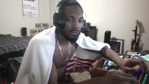 y_sticky online show from 03.07.25