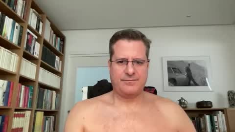 Snapshot of yachtcaptain7 chatting on 10.30.25 yachtcaptain7 online show from 10.30.25