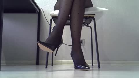 Snapshot of yahi_ko chatting on 02.22.26 Dina online show from 02.22.26