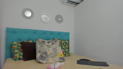 Snapshot of yaiza_sexylovee chatting on 03.15.26 yaiza_sexylovee online show from 03.15.26