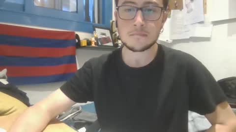 Snapshot of yakajoe97 chatting on 12.04.24 yakajoe97 online show from 12.04.24