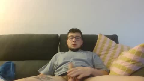 Snapshot of yakajoe97 chatting on 11.14.25 yakajoe97 online show from 11.14.25