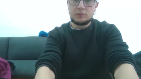 Snapshot of yakajoe97 chatting on 11.24.25 yakajoe97 online show from 11.24.25