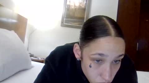 YallFav0rit3couple online show from 04.01.26