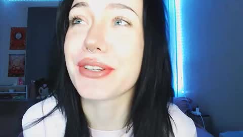 Yami online show from 11.12.25