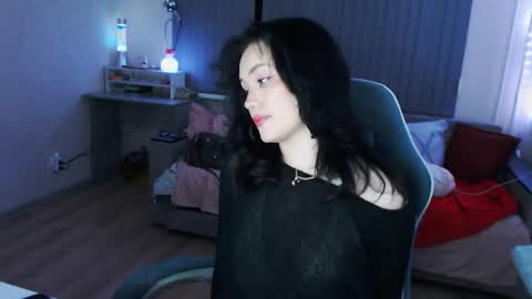 Snapshot of yamilean chatting on 04.12.26 Yami online show from 04.12.26