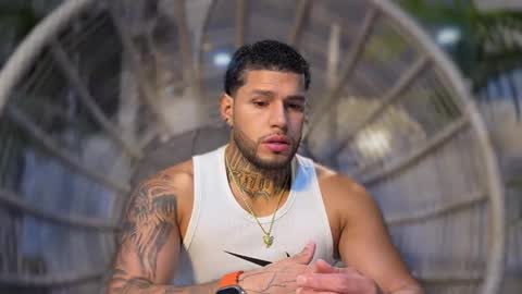 Snapshot of yamp_bigcock chatting on 10.04.25 yamp sambrano online show from 10.04.25