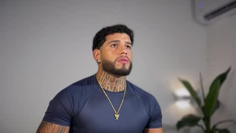 Snapshot of yamp_bigcock chatting on 11.12.25 yamp sambrano online show from 11.12.25