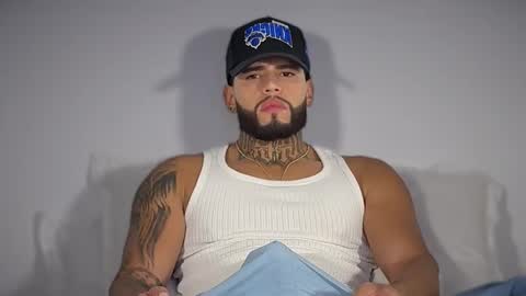 Snapshot of yamp_bigcock chatting on 11.14.25 yamp sambrano online show from 11.14.25