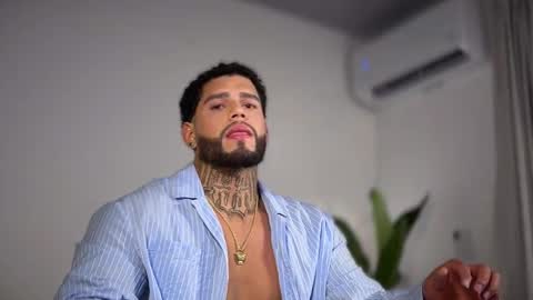 Snapshot of yamp_bigcock chatting on 11.21.25 yamp sambrano online show from 11.21.25