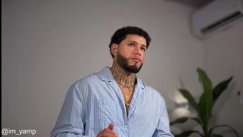 Snapshot of yamp_bigcock chatting on 12.16.25 yamp sambrano online show from 12.16.25