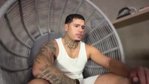 Snapshot of yamp_bigcock chatting on 07.10.26 yamp sambrano online show from 07.10.26