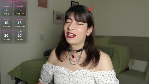 Yana online show from 10.16.25