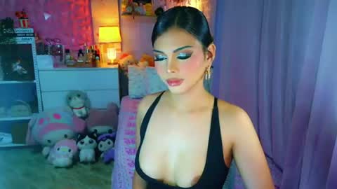 Snapshot of yang_audreylone chatting on 07.10.26 YANG AUDREY LONE online show from 07.10.26