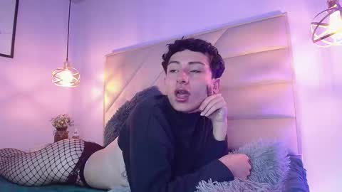 YANG online show from 12.22.25