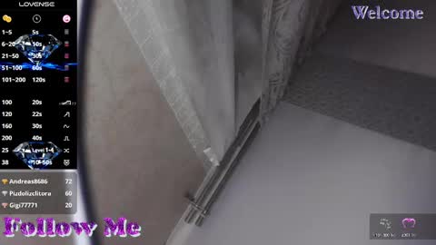 Snapshot of yanikka chatting on 12.15.24 Anika online show from 12.15.24