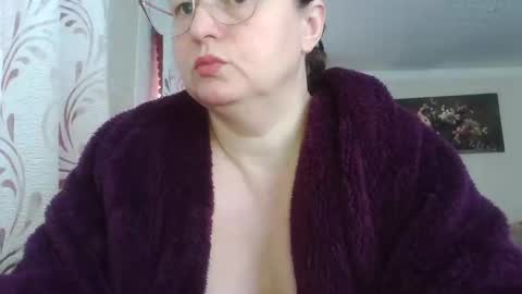 Snapshot of yanikka chatting on 02.22.25 Anika online show from 02.22.25