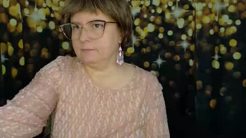 Snapshot of yanikka chatting on 10.17.25 Anika online show from 10.17.25