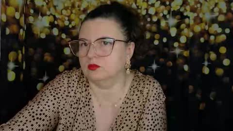 Snapshot of yanikka chatting on 11.13.25 Anika online show from 11.13.25