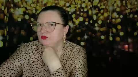 Snapshot of yanikka chatting on 12.01.25 Anika online show from 12.01.25