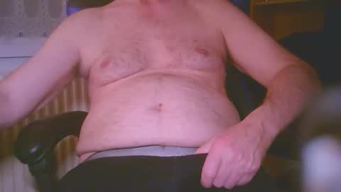 Snapshot of yapamature chatting on 04.25.26 dupuy online show from 04.25.26