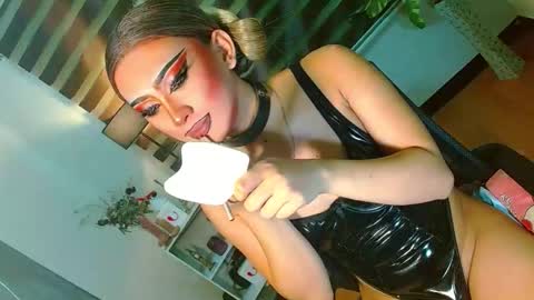 miss yasii online show from 04.27.26