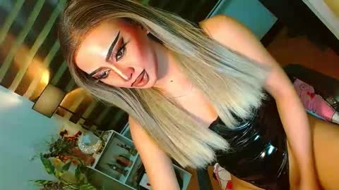 miss yasii online show from 04.30.26