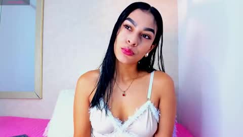 Snapshot of yasiir_0229 chatting on 11.01.25 Yasiir online show from 11.01.25