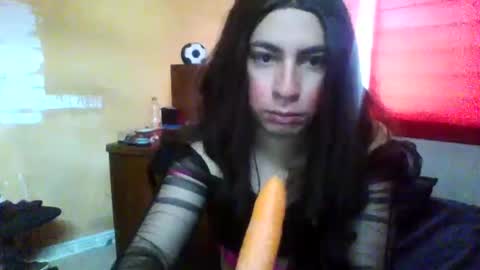 Yasmin Paez online show from 01.12.25