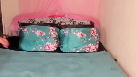 Snapshot of yasminayazzie chatting on 02.03.25 Yasmina online show from 02.03.25