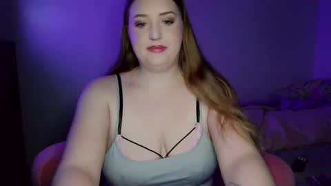yasmindoll98 online show from 02.24.26