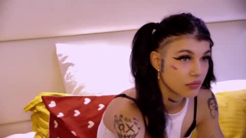 Snapshot of yasminstormx chatting on 05.26.26 Diana online show from 05.26.26
