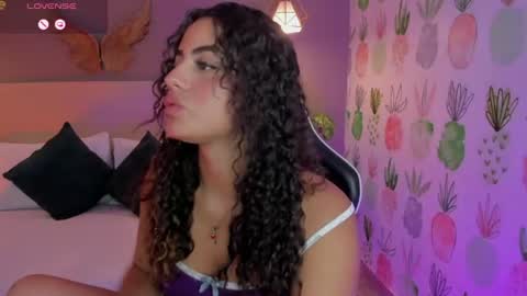 yaya23x online show from 06.30.26